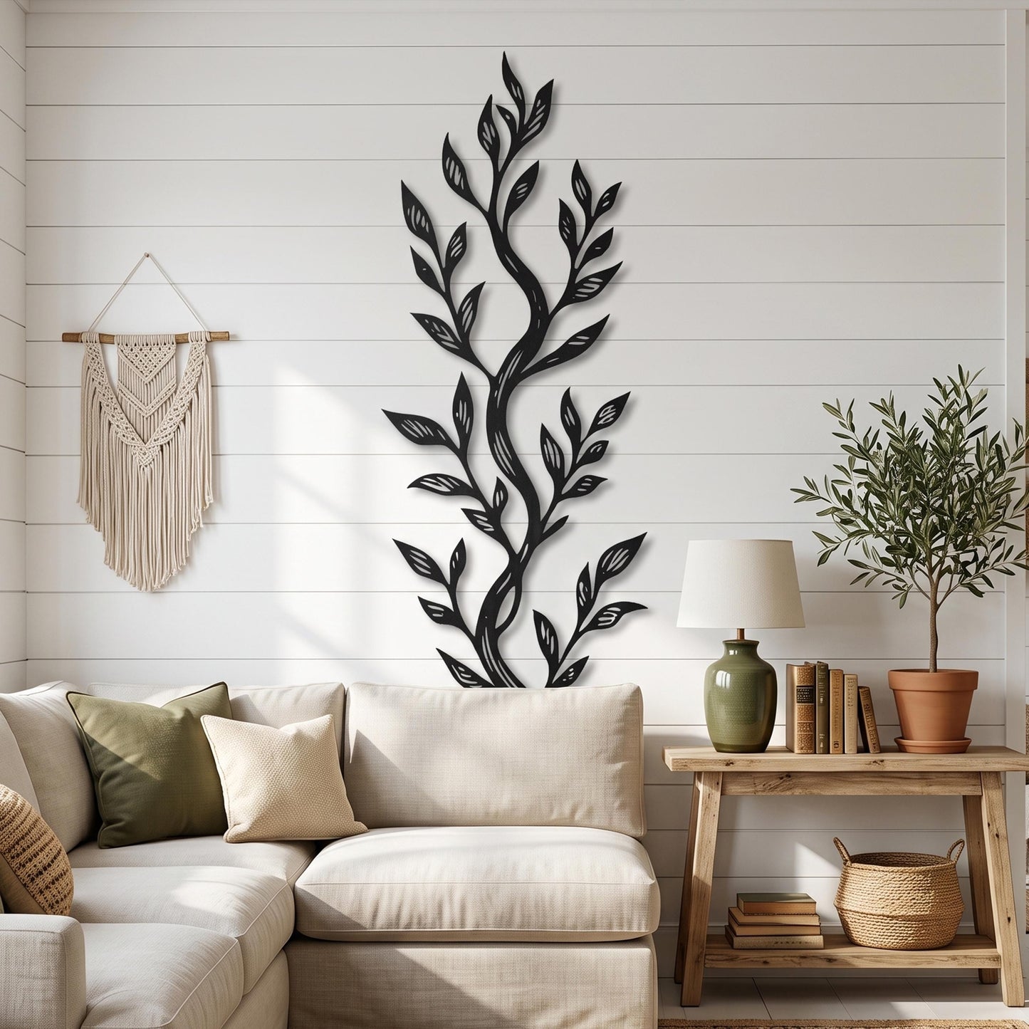 Vertical Leaf Metal Wall Art detail of the laser-cut edge